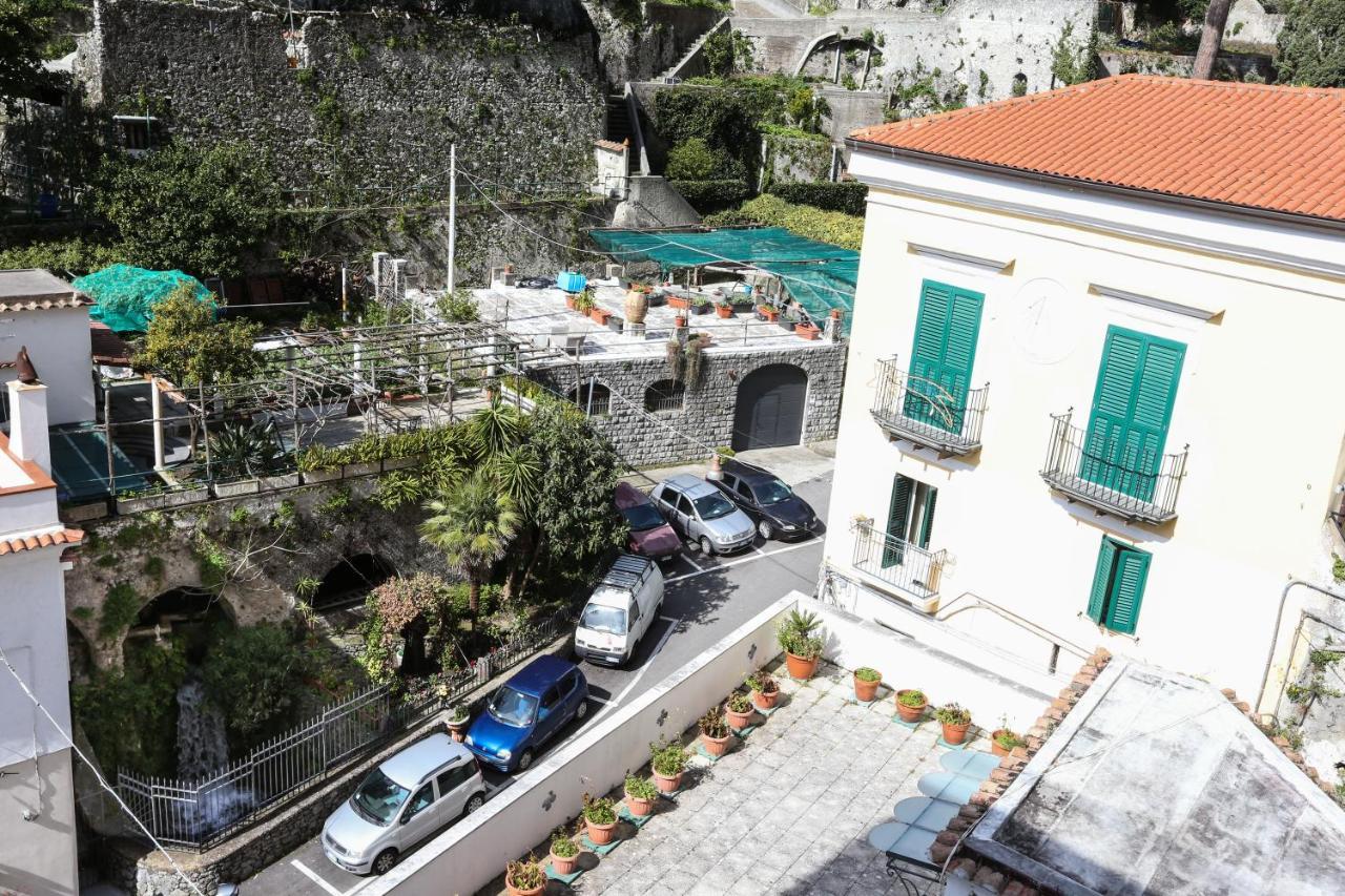La Cascata Hotel Amalfi Exterior photo